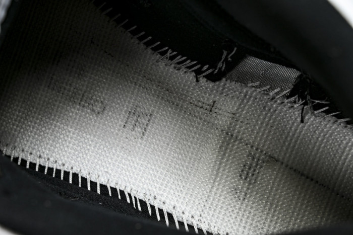 Air Jordan 14 “Black Toe” 487471-160