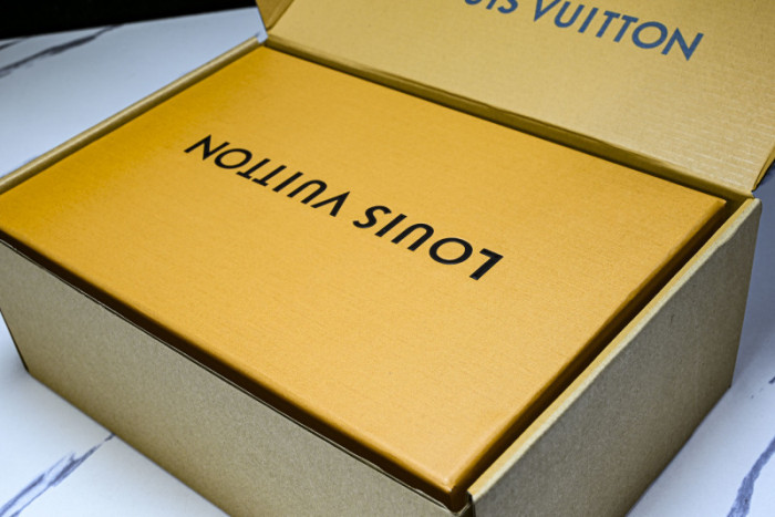 L*VT BUTTERSOFT SHOES LASS-009