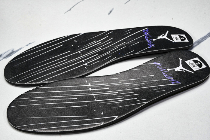 Air Jordan 11 CT8012-555