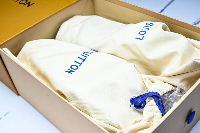 LVT SNEAKERS LVSRS-0112