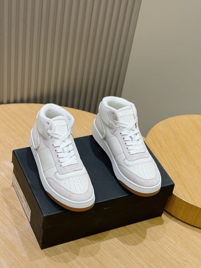 Y51​ sneakers Y51s-002