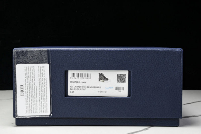 DR HOMME KAWS HIP-TOP DRHT-032