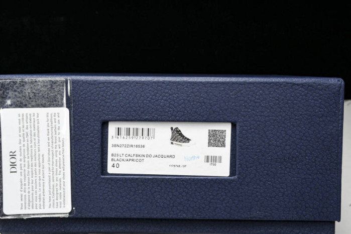 DR HOMME KAWS HIP-TOP DRHT-032