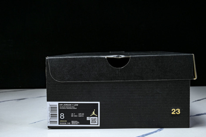 Air Jordan 1 Low 553558-149