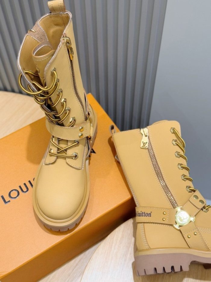 L**V**T* BOOTS LVTBS-050