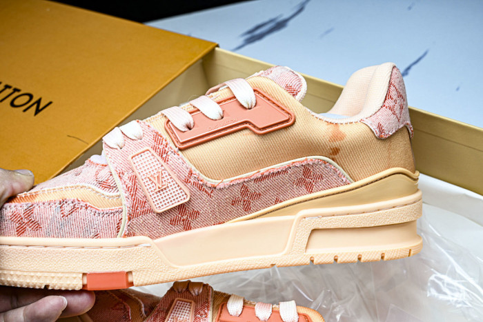 LVT SNEAKERS LVSRS-0117