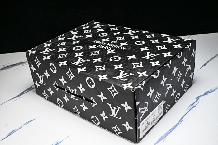 LVT SNEAKERS LVSRS-0137