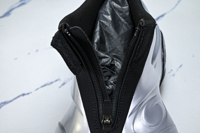 B*ALE*NGA BOOT BSB-047