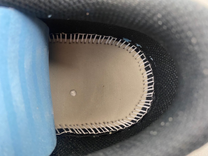 Travis Scott x Air Jordan 1 Low OG DM7866-111