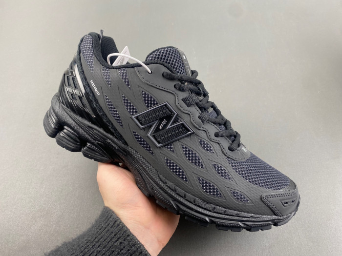 NEW BALANCE U9060FWD