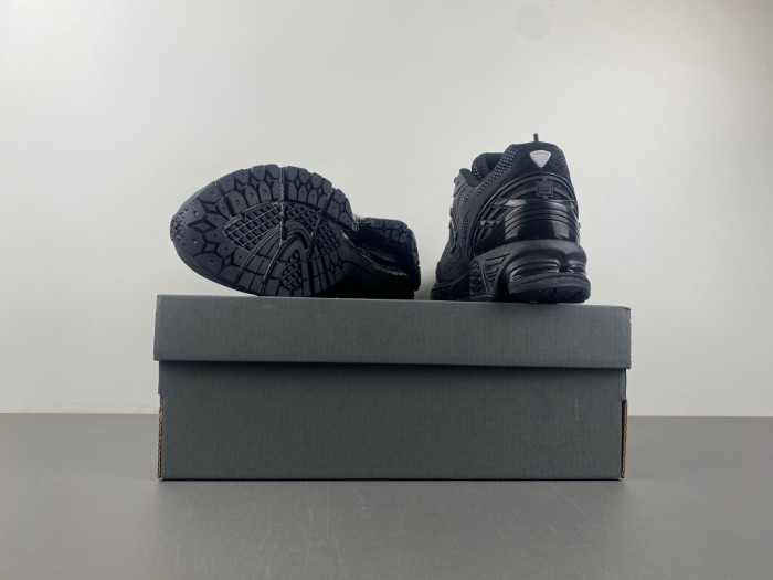 NEW BALANCE U9060FWD