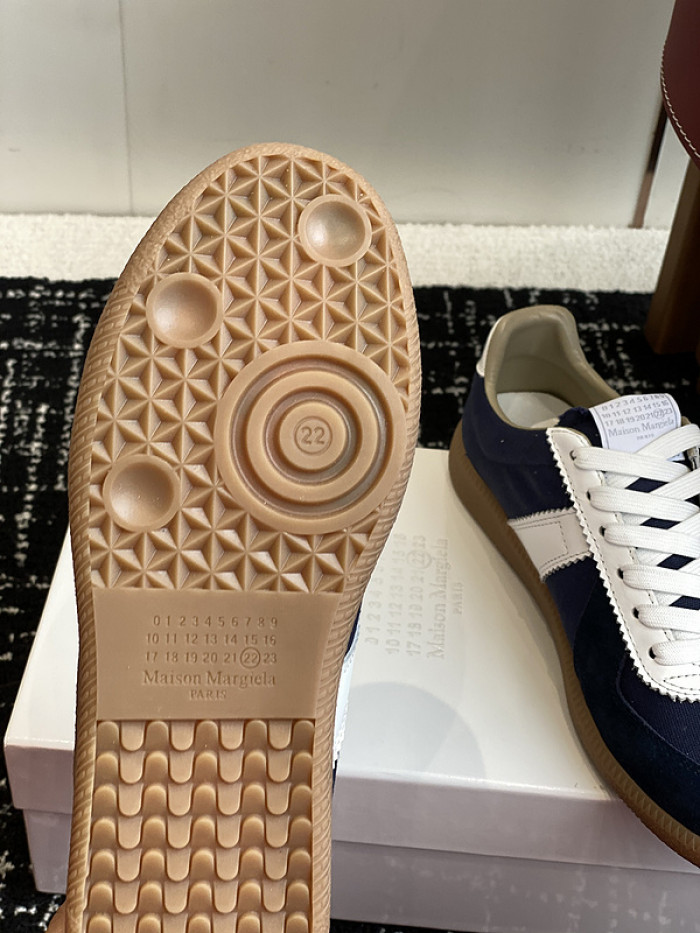 Ma*iso*n Mar*giela MAMA-0102