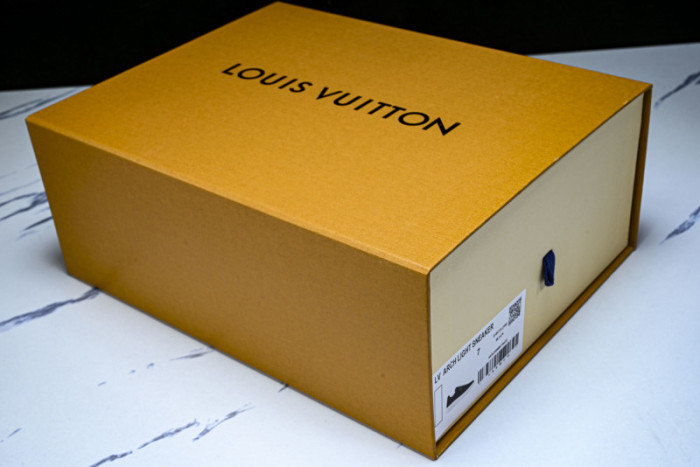 LOU VUIT RUN AWAY LVRA-014