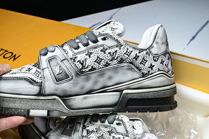 LVT SNEAKERS LVSRS-0157