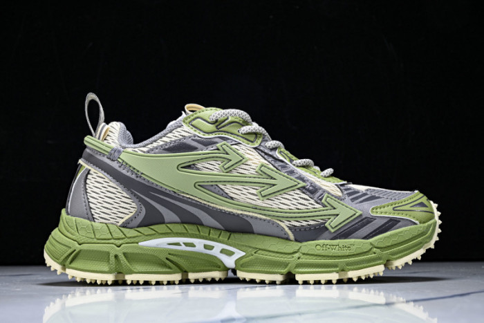 C/O​ SNEAKERS CO-045