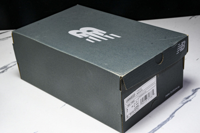 New Balance NB9060 U9060EED