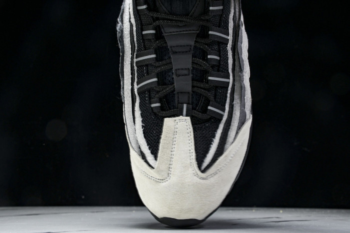 Air Max 95 Comme Des Garcons Black Grey CU8406-101