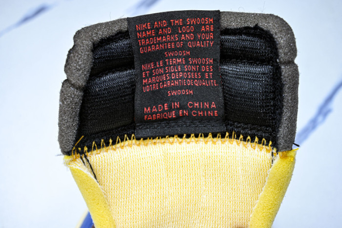 Air Jordan 1 Retro Low OG Summit White HQ6998-106