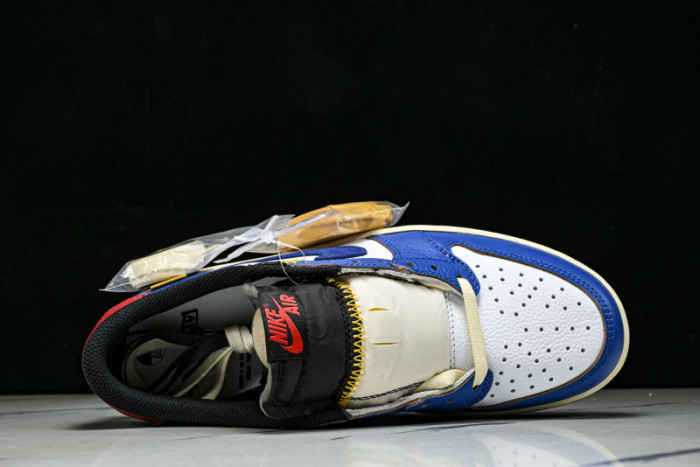 Air Jordan 1 Retro Low OG Summit White HQ6998-106