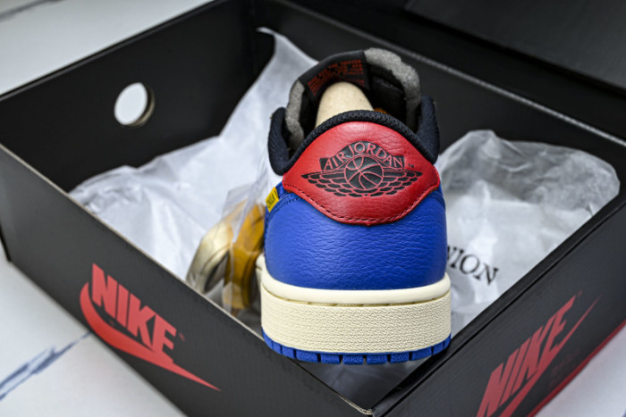 Air Jordan 1 Retro Low OG Summit White HQ6998-106