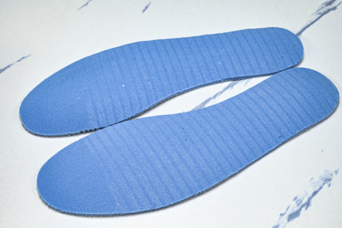 Air Jordan 1 Retro Low OG Summit White HQ6998-106