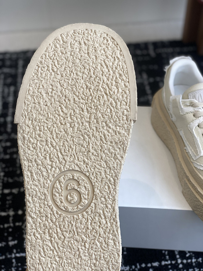 Ma*iso*n Mar*giela MAMA-065