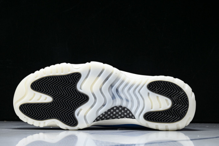 Air Jordan 11 Retro IO8959-133