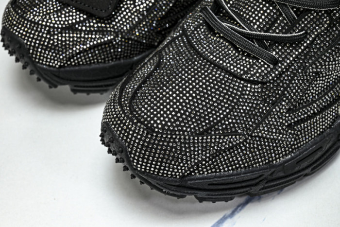 C/O​ SNEAKERS CO-047