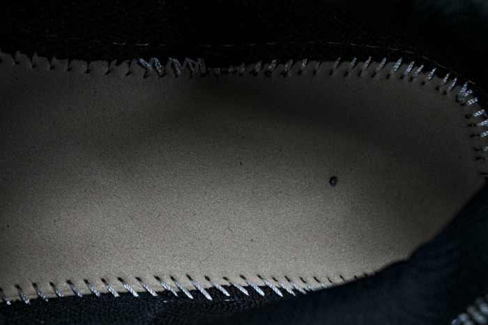 C/O​ SNEAKERS CO-047