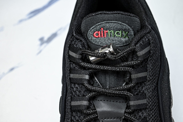 Air Max 95 SP Undefeated Black IB4453-001