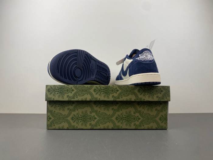 Travis Scott Air Jordan 1 Low x GUCCI XS3086-006