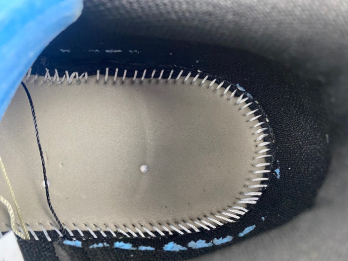 Travis Scott x Air Jordan AJ 1 Low DZ4137-700