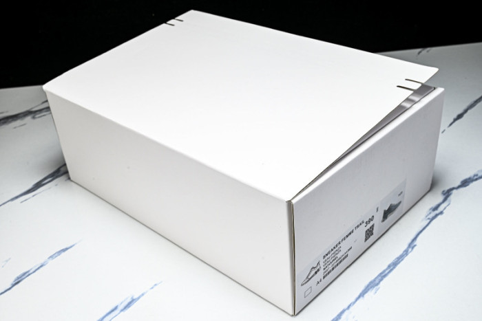 H*ER*MES SNEAKER HMESS-018