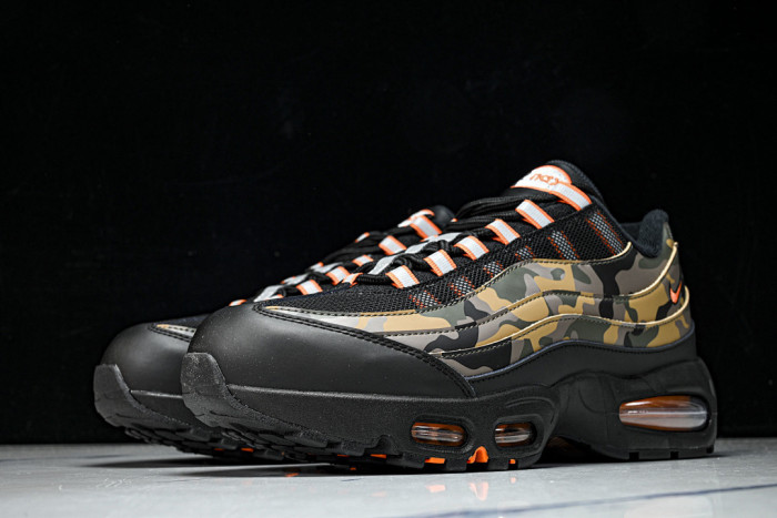 Nike Air Max 95 SP HQ1973-001