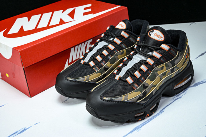 Nike Air Max 95 SP HQ1973-001