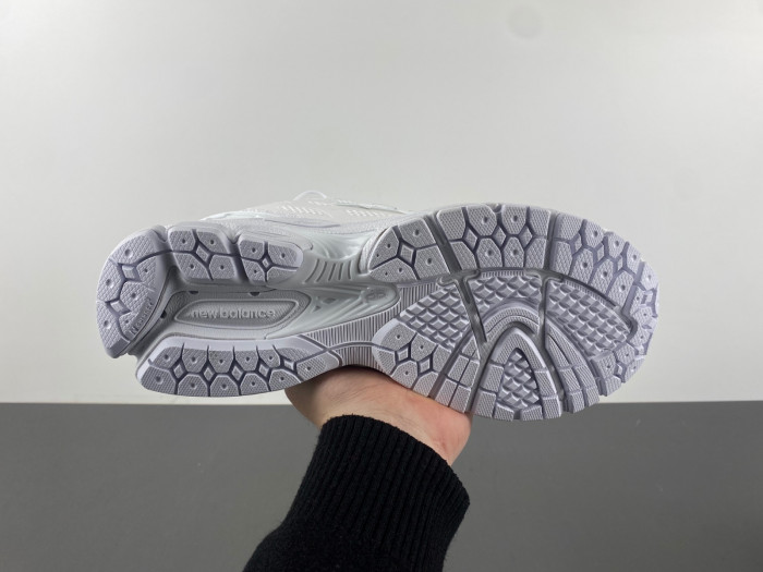 NEW BALANCE U1906WFC