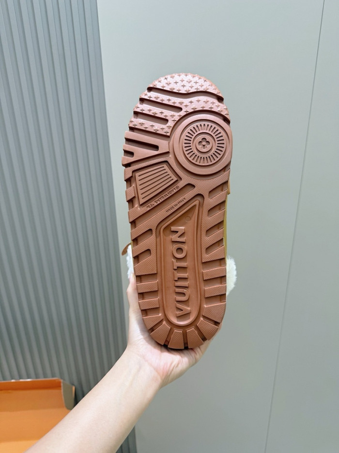 L*VT TRAINER MAXI LVSMS-003