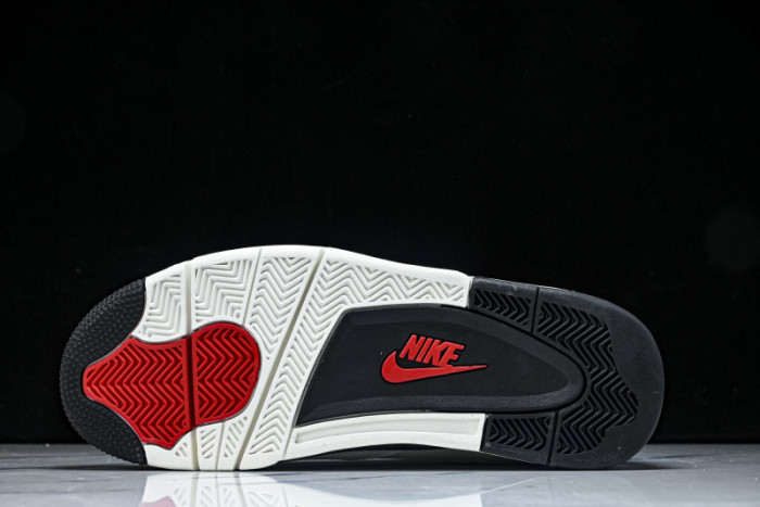 Air Jordan 4“Flight Club”Sail/Black-University Red IM4002-100