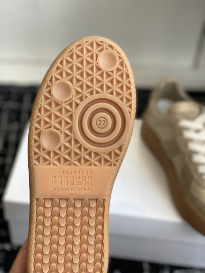 Ma*iso*n Mar*giela MAMA-0110