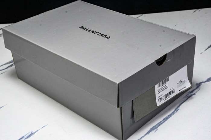 Balenciaga Hamptons Worn-Out WCURB9141