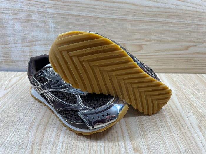 b0tt*ga Ven*ta sneaker bvs-055