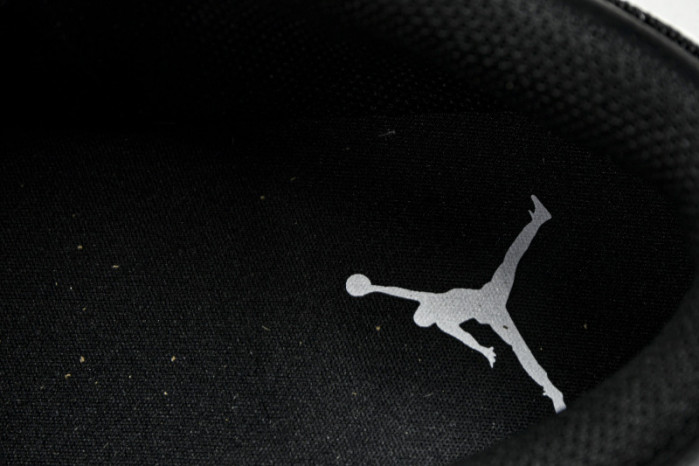Air Jordan 1 Low HV5968-001