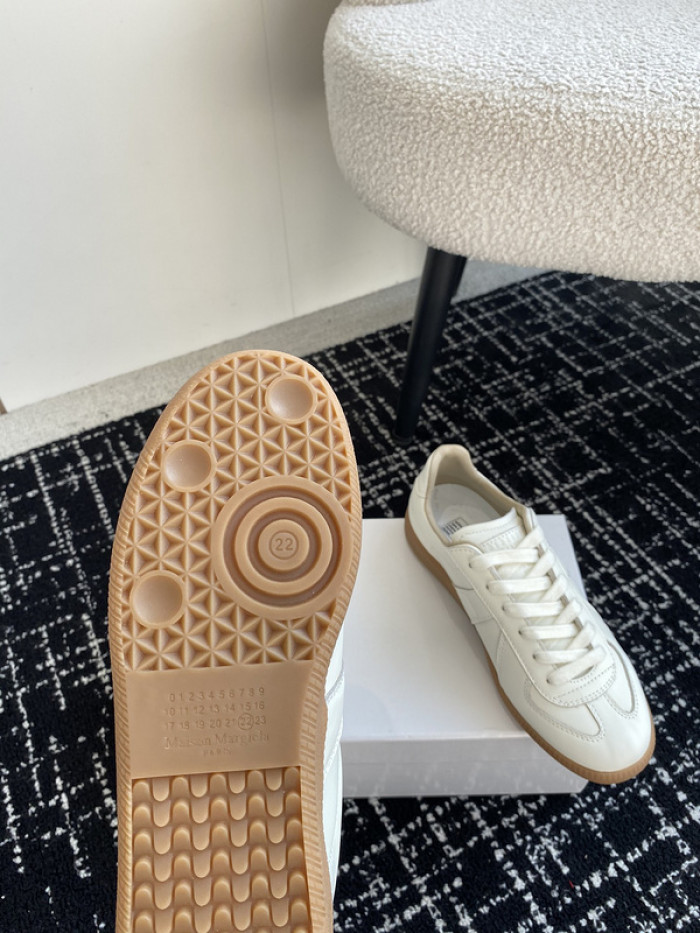 Ma*iso*n Mar*giela MAMA-040