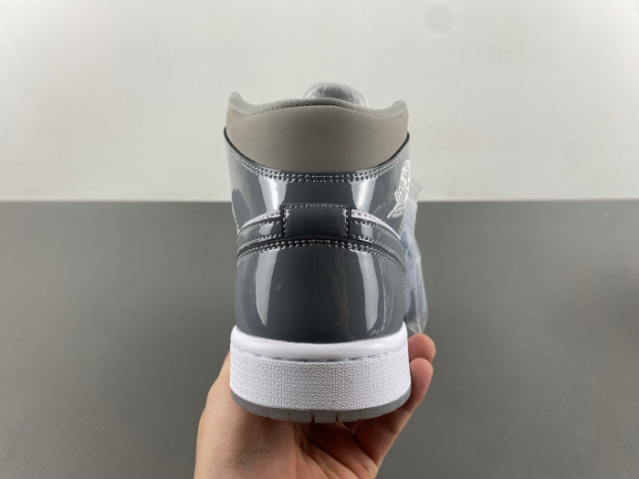 Air Jordan 1 Mid HF3216-100