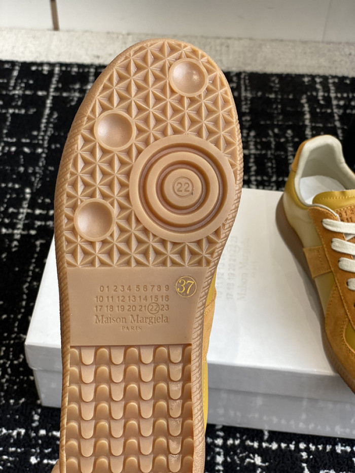 Ma*iso*n Mar*giela MAMA-047