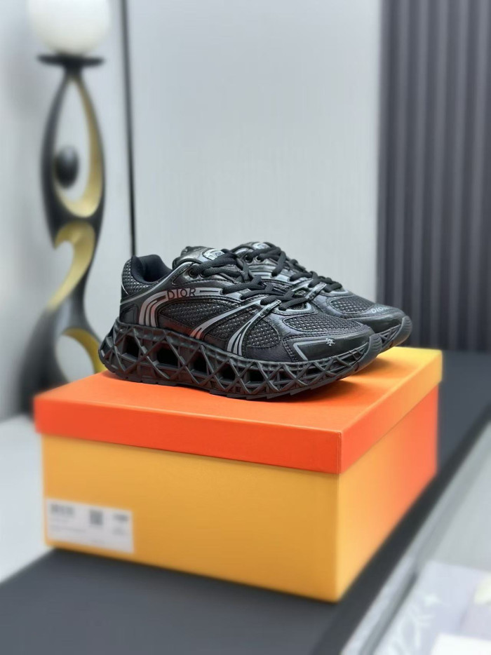 D10r x kaws b35 nxt drb35-008