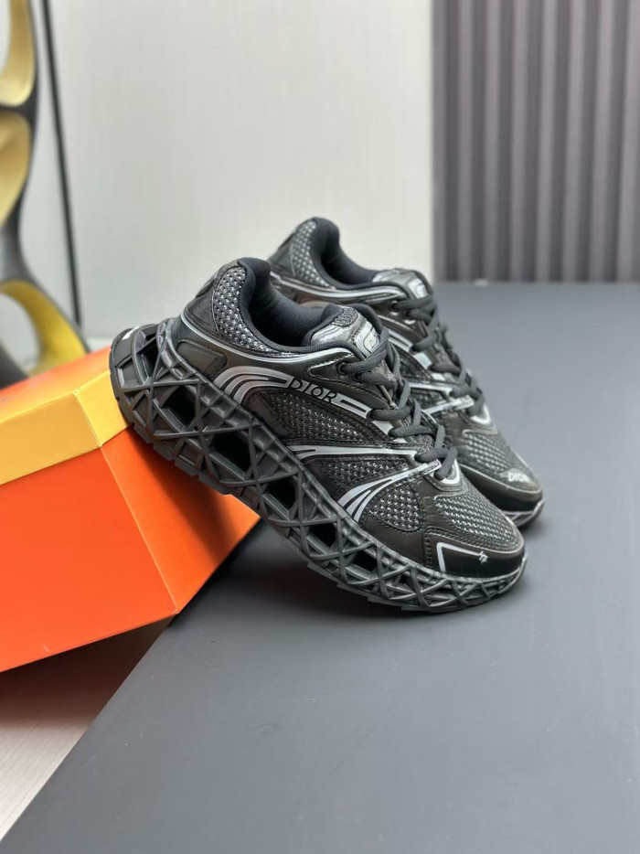 D10r x kaws b35 nxt drb35-008