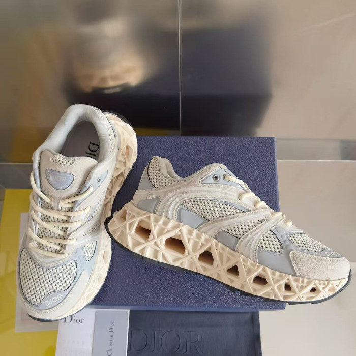 D10r x kaws b35 nxt drb35-002