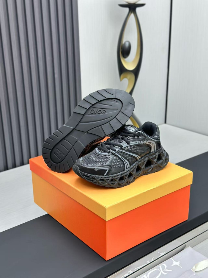 D10r x kaws b35 nxt drb35-008