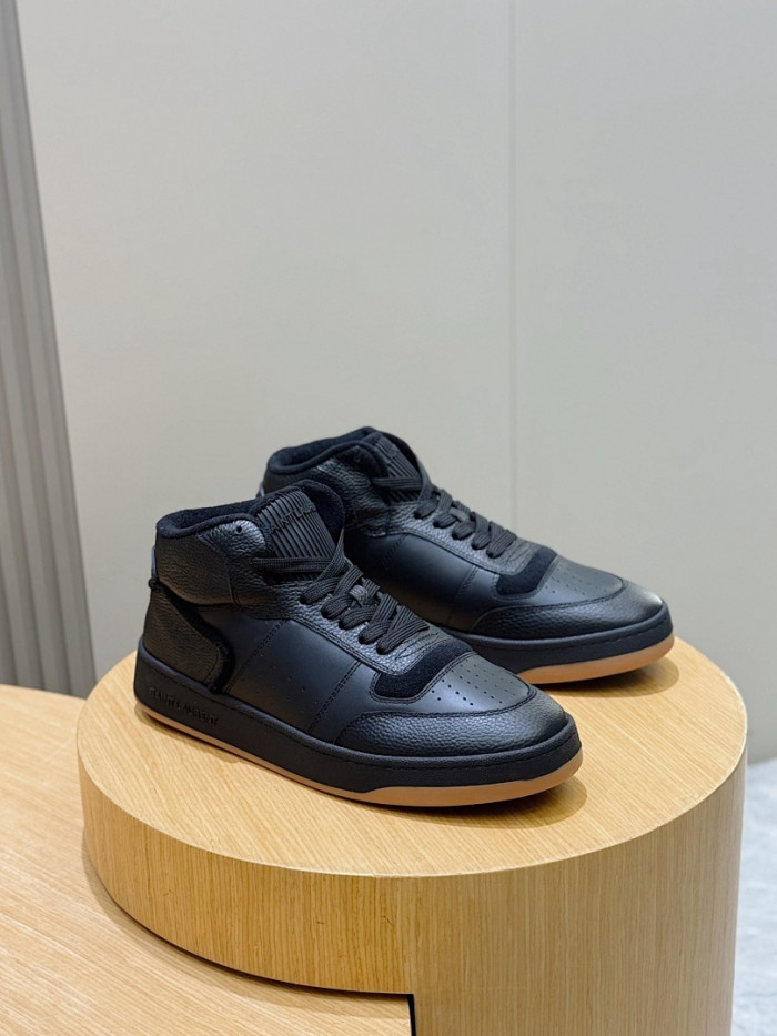 Y51​ sneakers Y51s-001